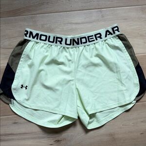 Under Armour Women's Light Green Athletic Running Shorts with Contrast Panels